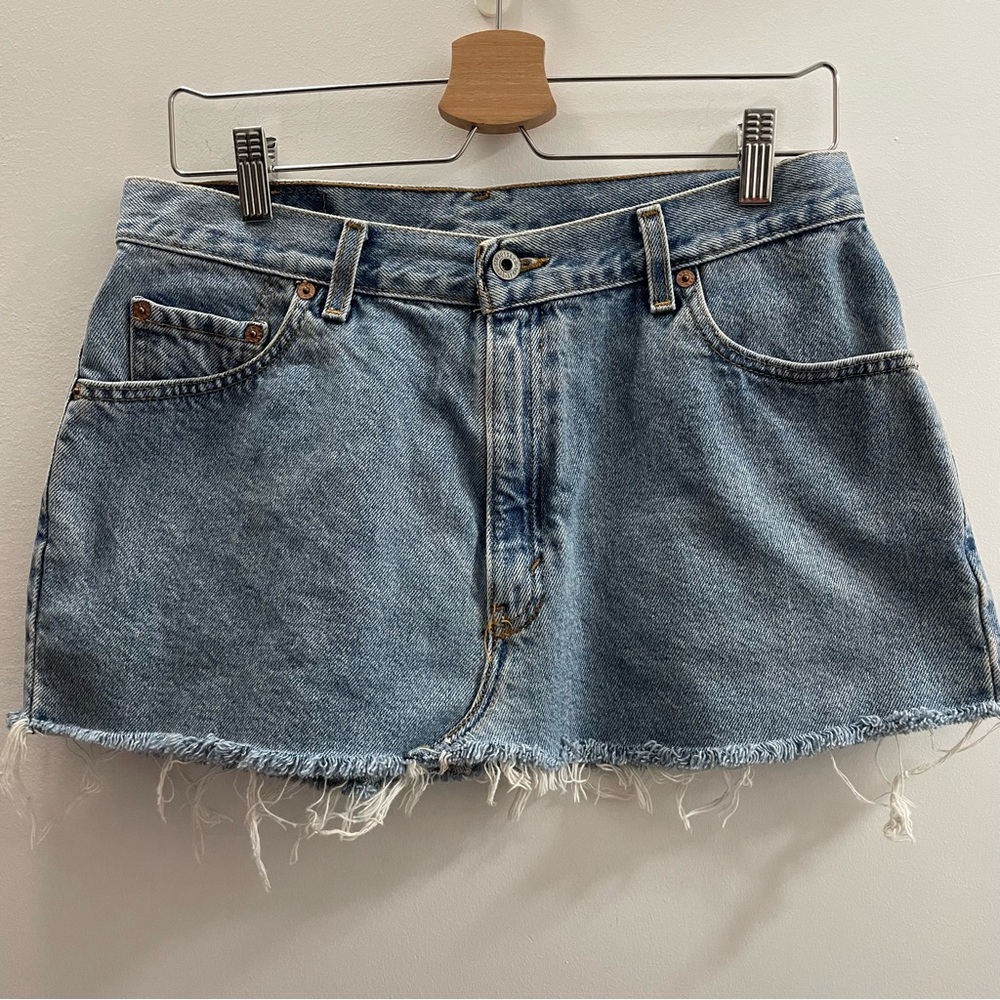 Vintage Levi’s Fringe Mini Skirt Size 12